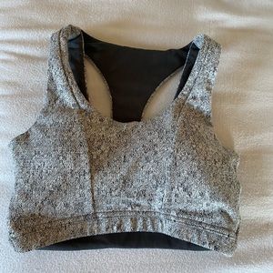 NWOT GYMSHARK Geo-pattern Sports Bra
